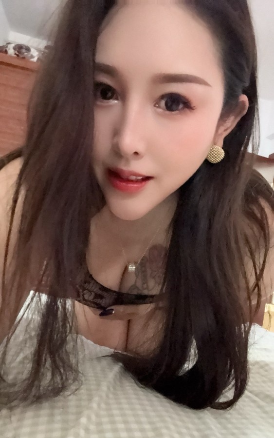 盘龙大胸妹