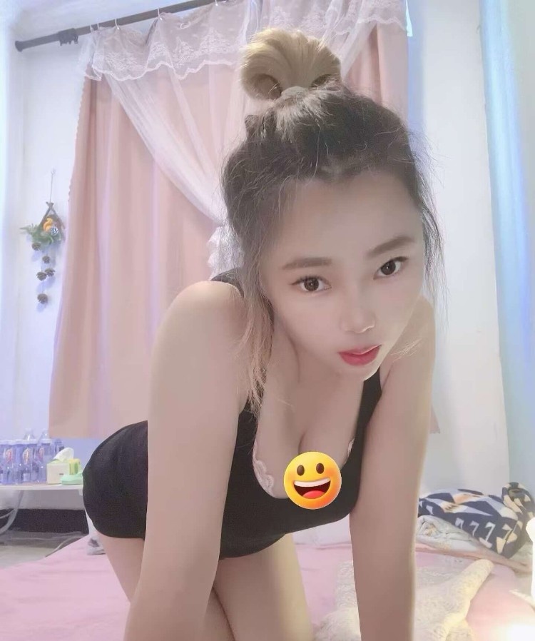 大屁股肥肥 一线天