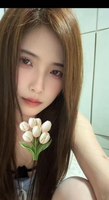 雨花美艳小姐姐