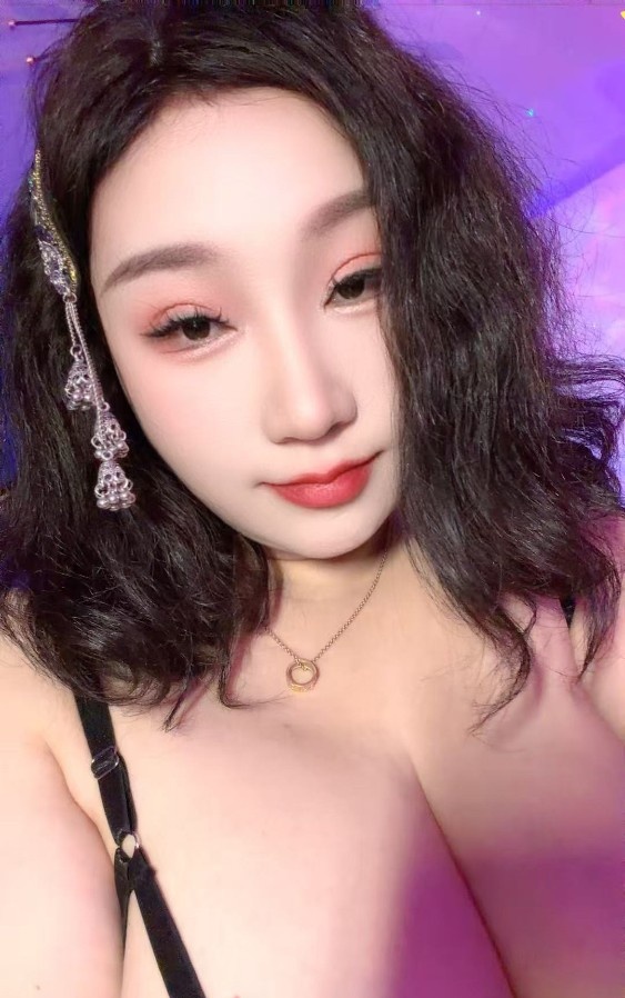 福州台江性价比超高大胸女