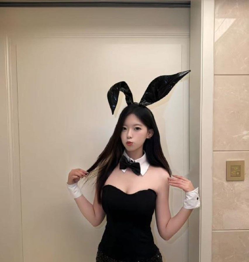 福田黑丝长腿兔女郎