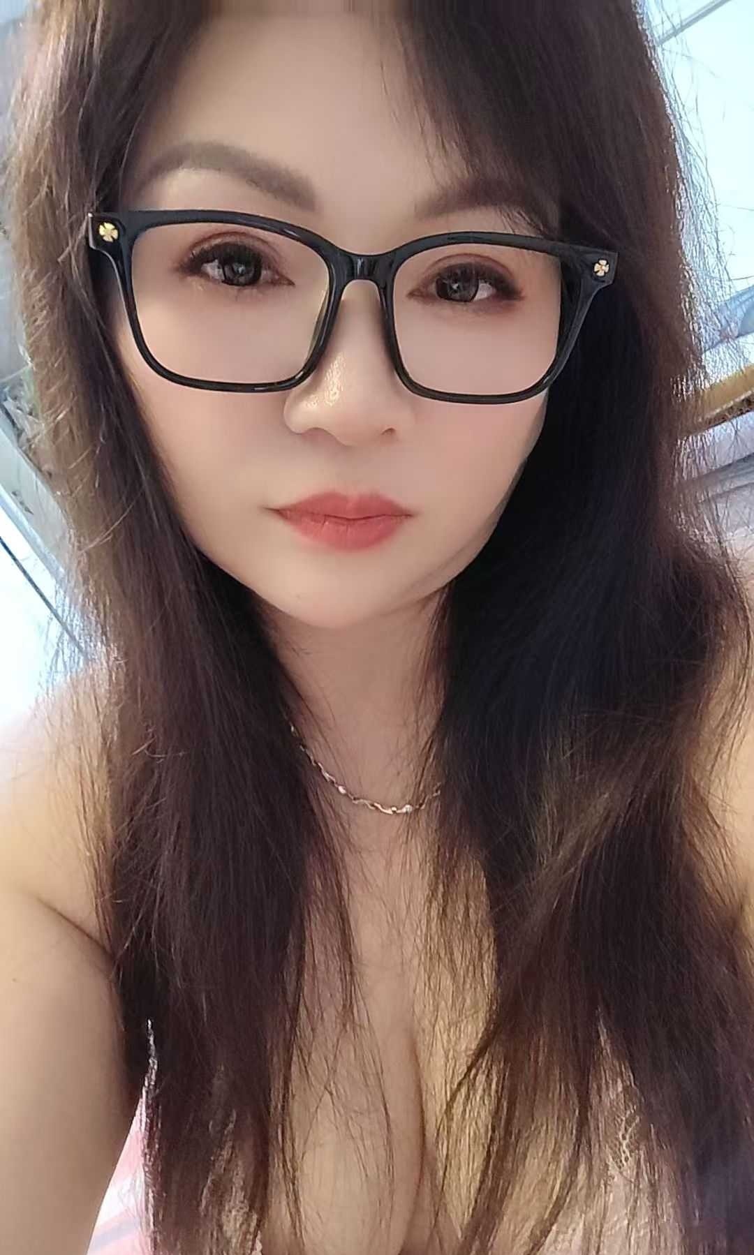 可以角色扮演骚姐姐