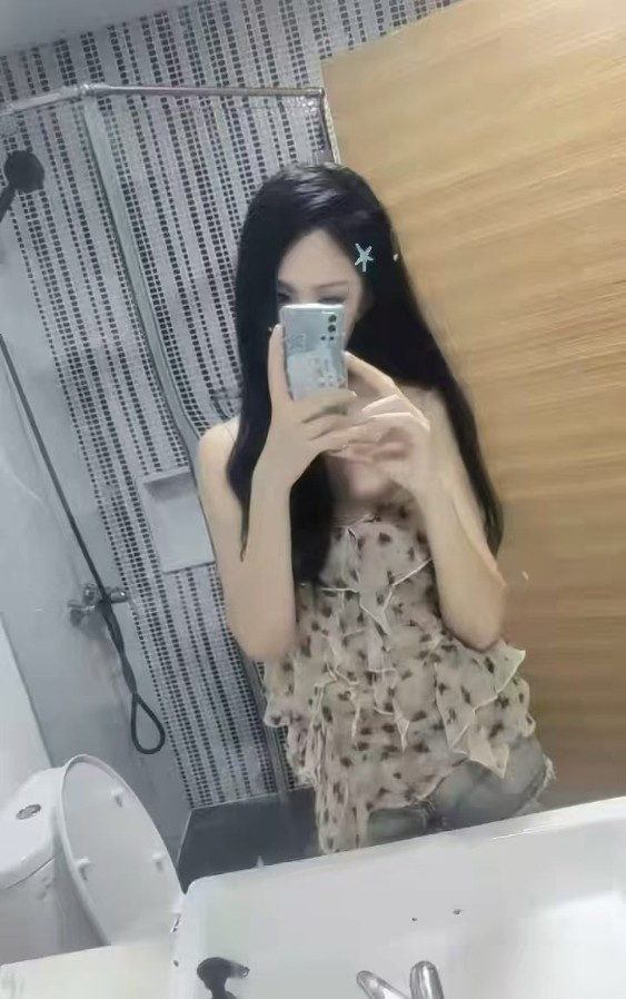 精品黑丝兼职少妇