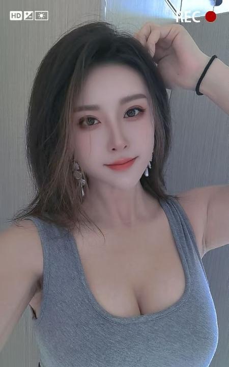 双胞胎大奶御姐