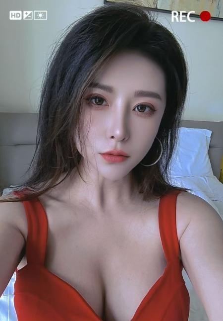 双胞胎大奶御姐