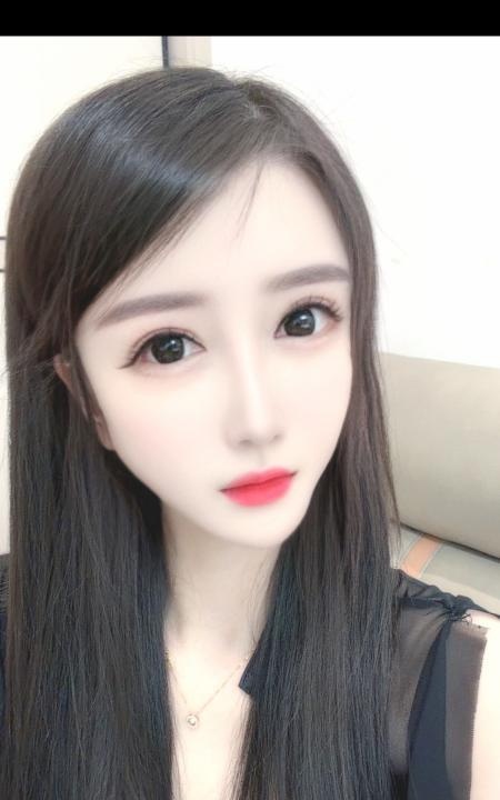 小御姐安初夏回来了