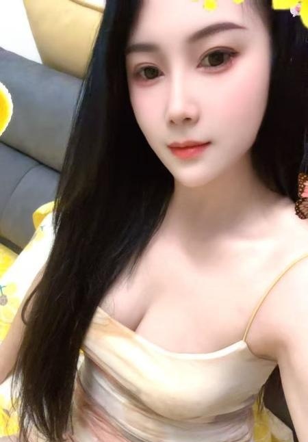 金牌老师  柒月