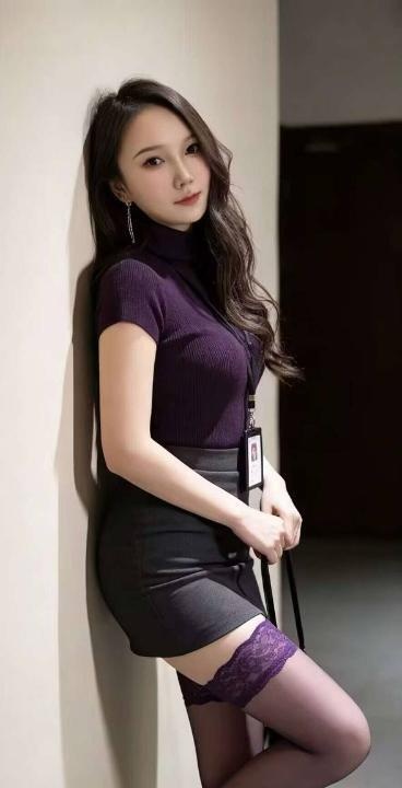 二刷丝袜美臀少妇依依