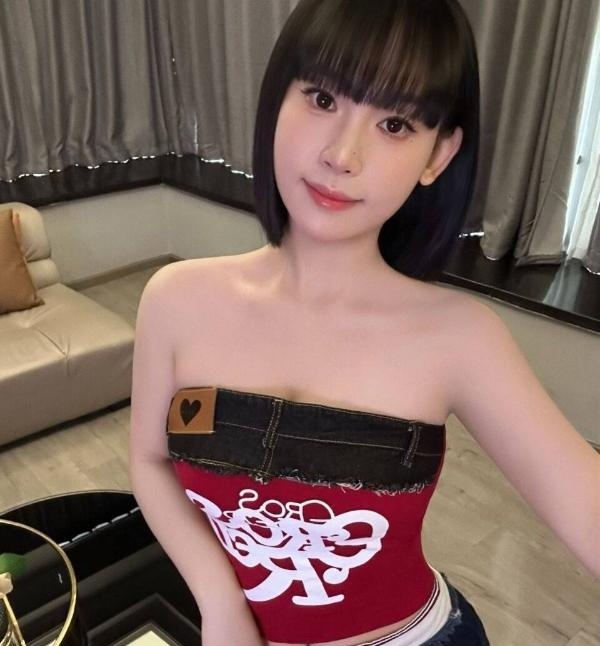 南门短发甜妹服务控