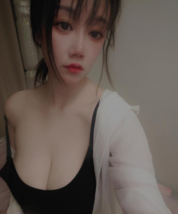 坂田巨乳乳胶