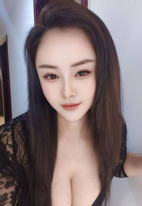 大波性感少妇