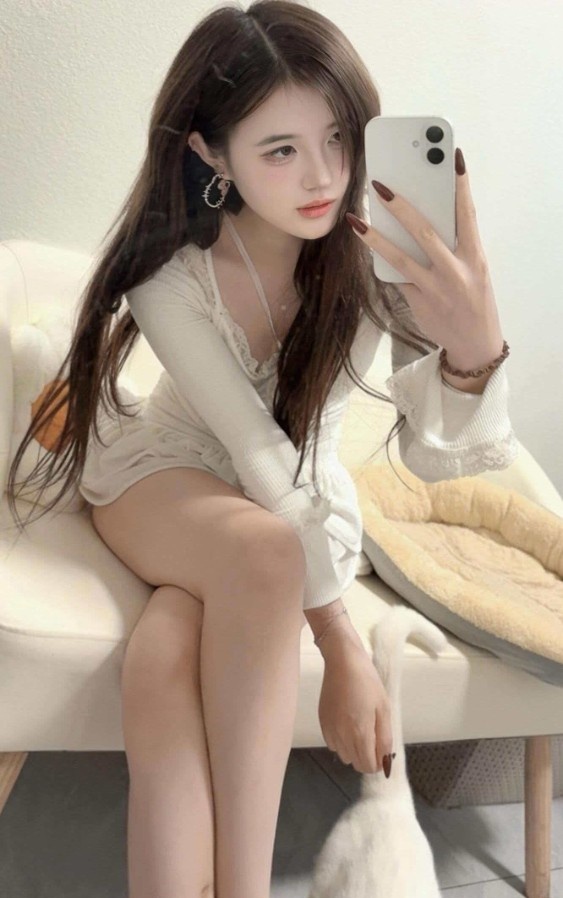 浦东粉嫩逼水多的妹妹