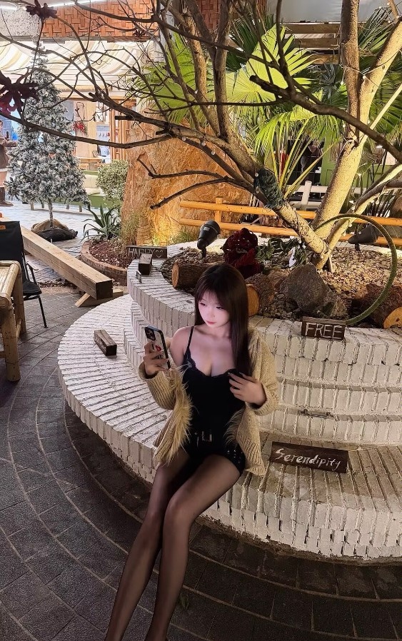 名媛兼职超丰满肉肉水很多