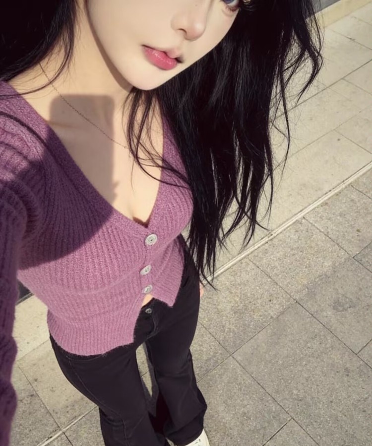 魅力十足的泄火骚妹