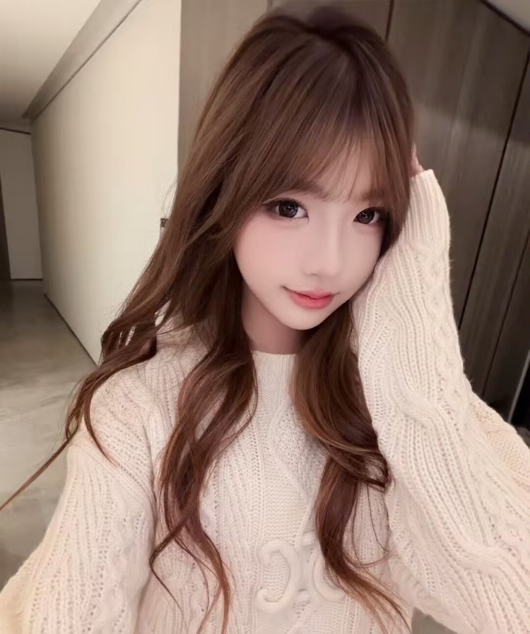 极品00后黑丝长腿嫩妹