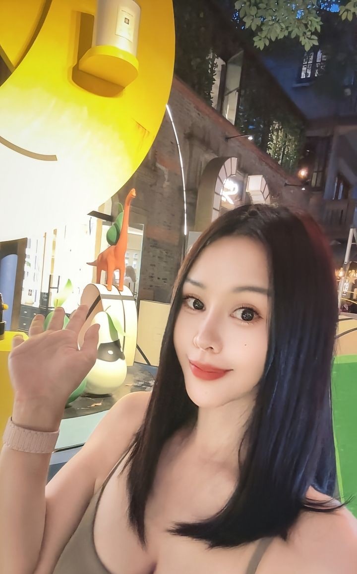 铁西区妩媚少妇骨感销魂的技术乳交毒龙爽歪歪