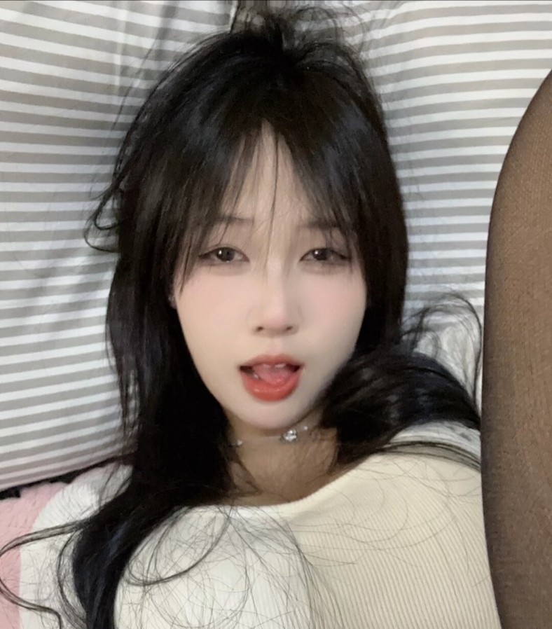 前凸后翘情趣妹妹服务一流