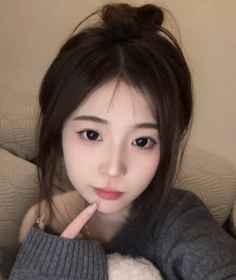 高颜值风骚熟女