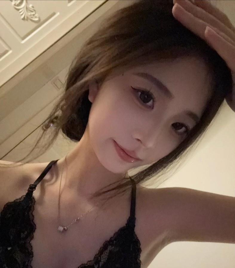 高颜值风骚熟女