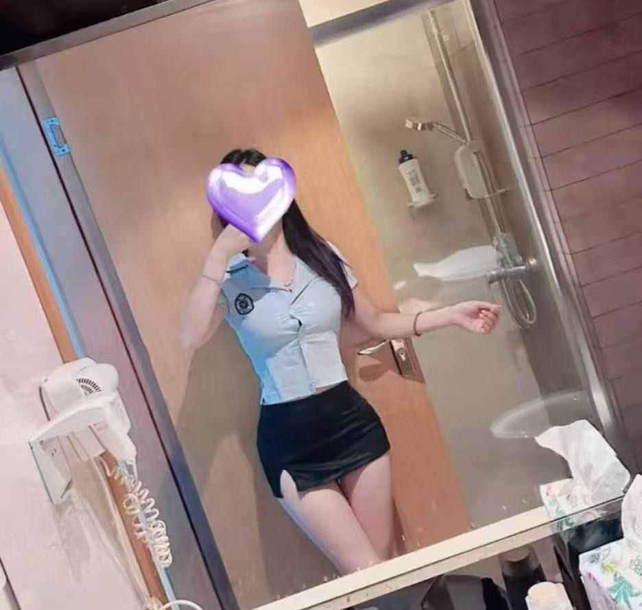 肤白诱人燕子