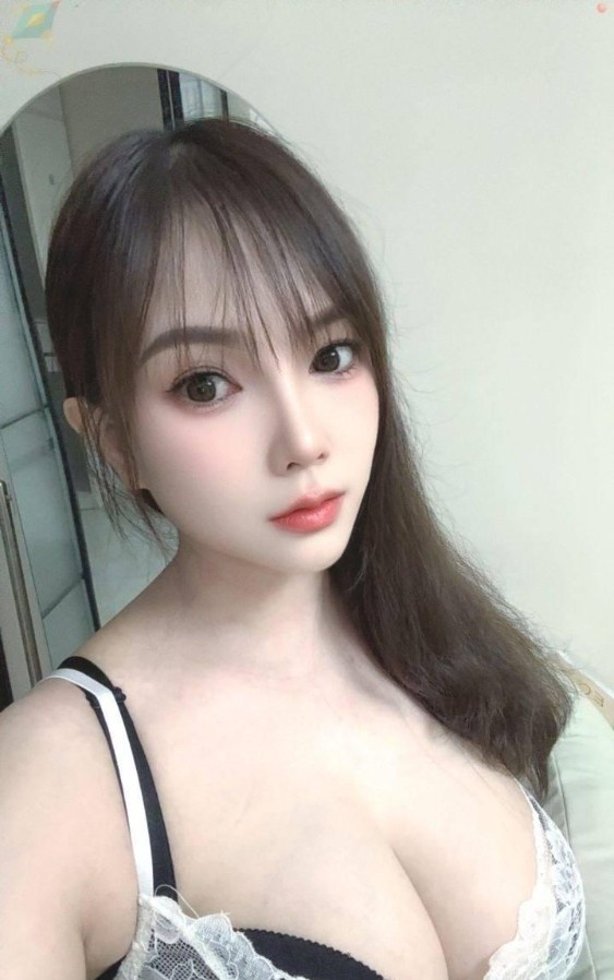 36D大奶美女少妇