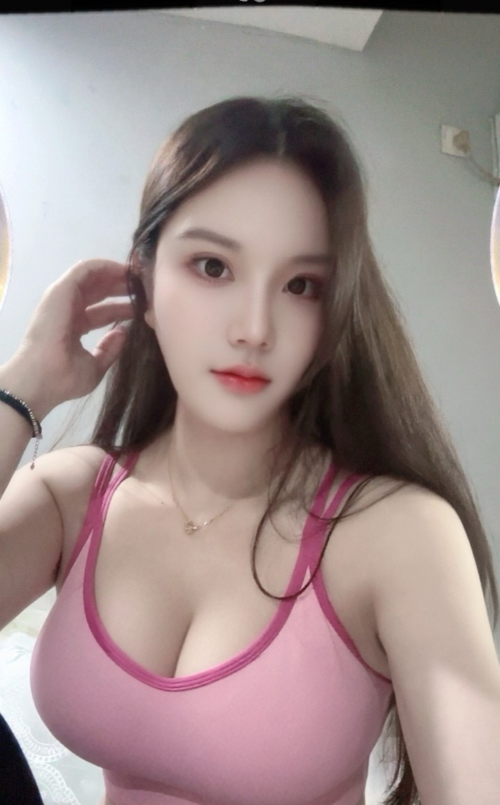 肤白美臀西宝